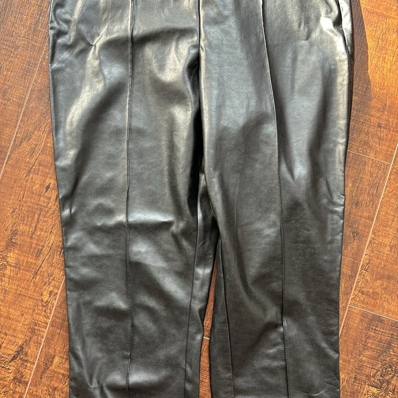 ARITZIA // BABATON // Frida Pant // US 10 - Picture 6 of 12